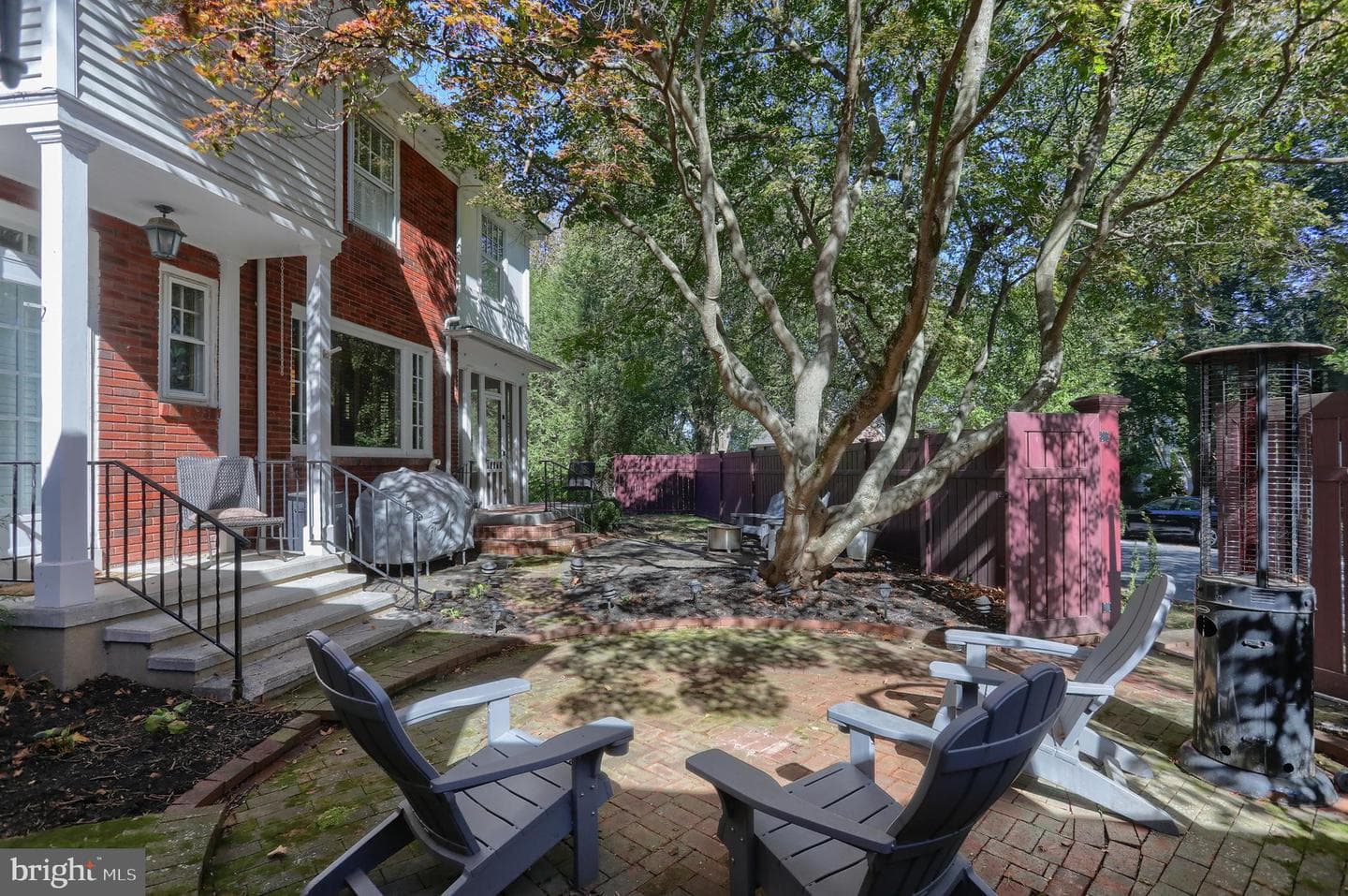 118 Elm Avenue photo 49