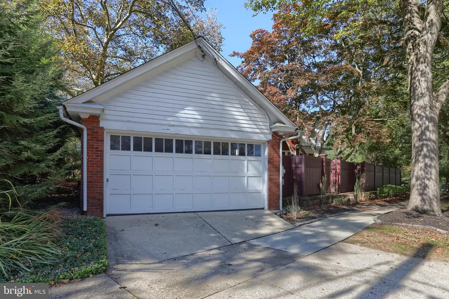 118 Elm Avenue photo 53
