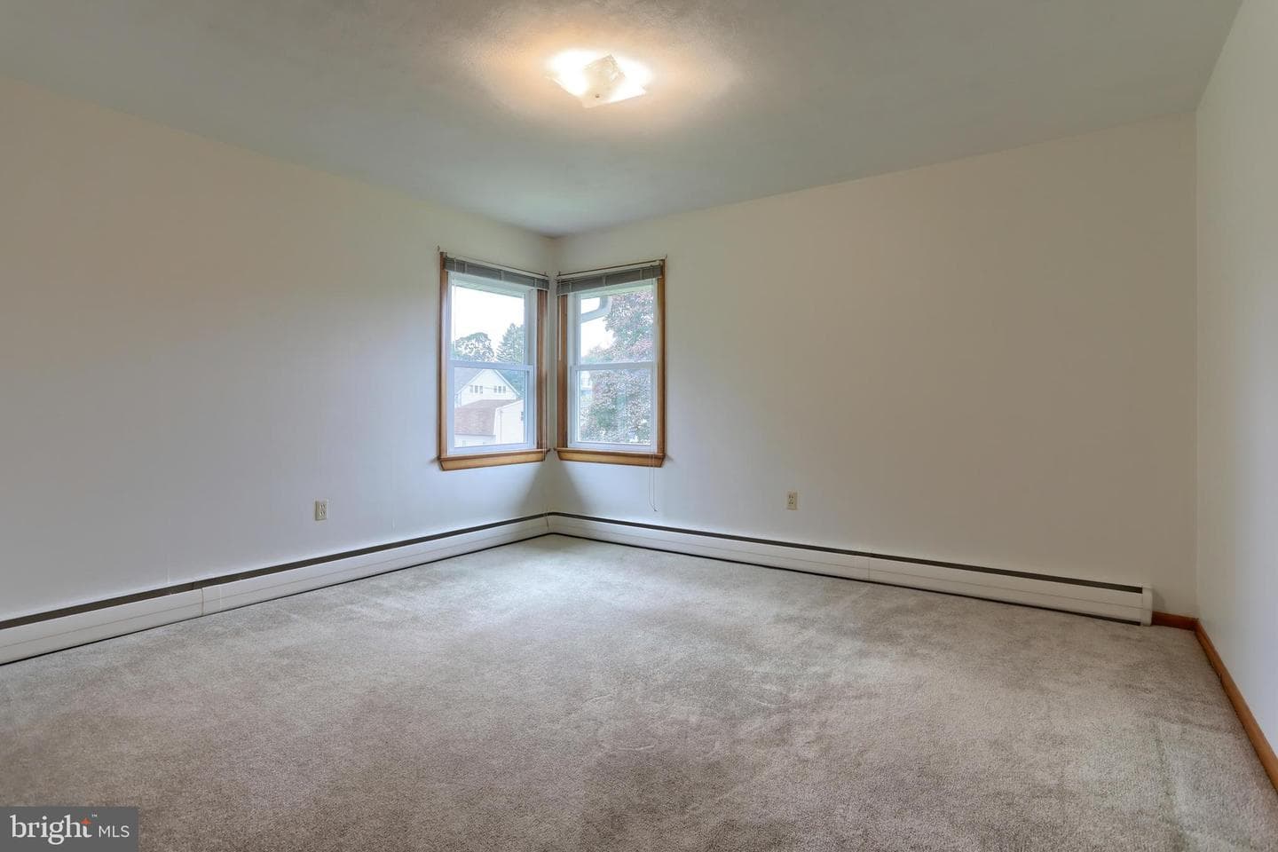 523 3rd St photo 13