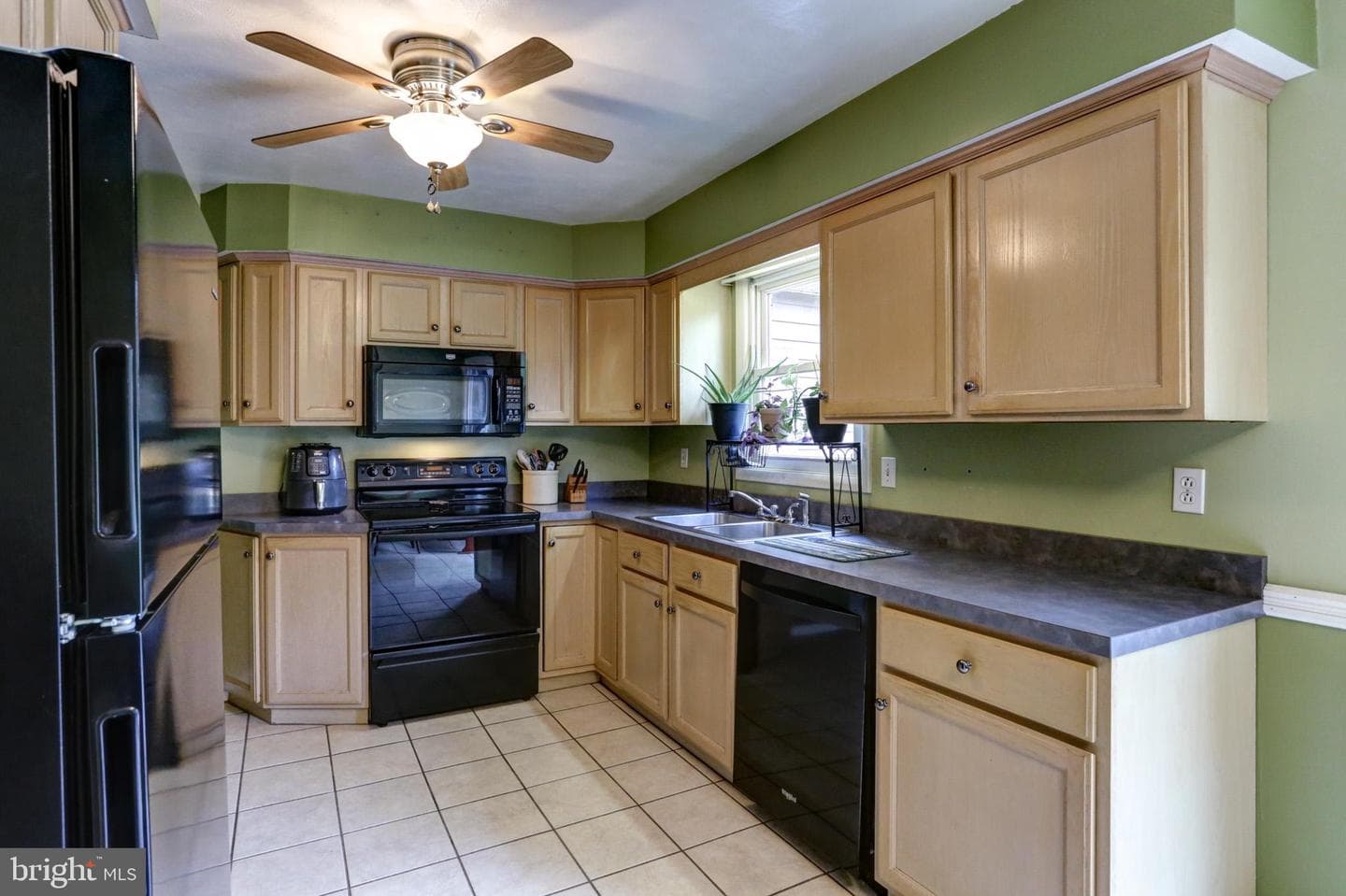 1650 Hicks Drive photo 15