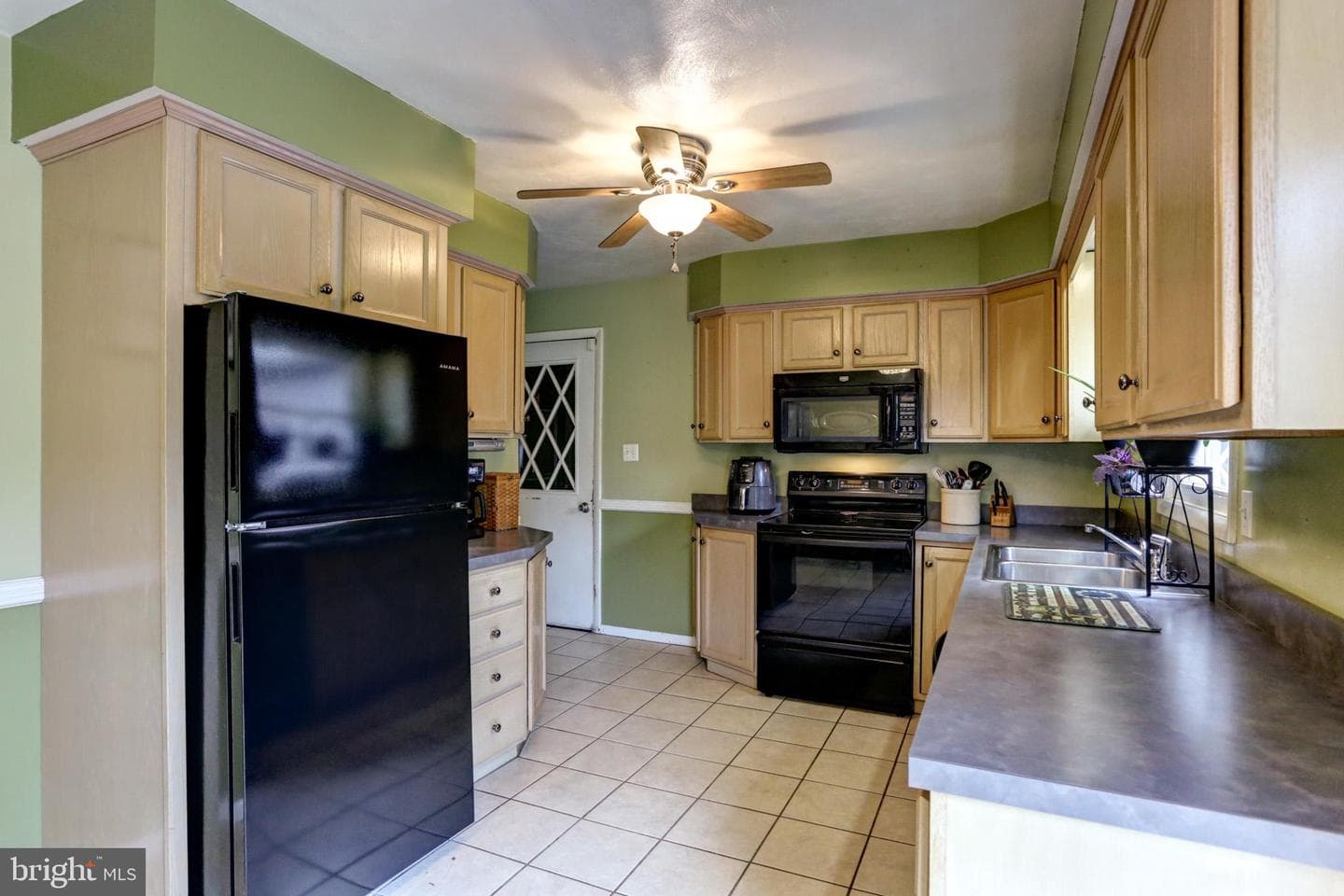 1650 Hicks Drive photo 16
