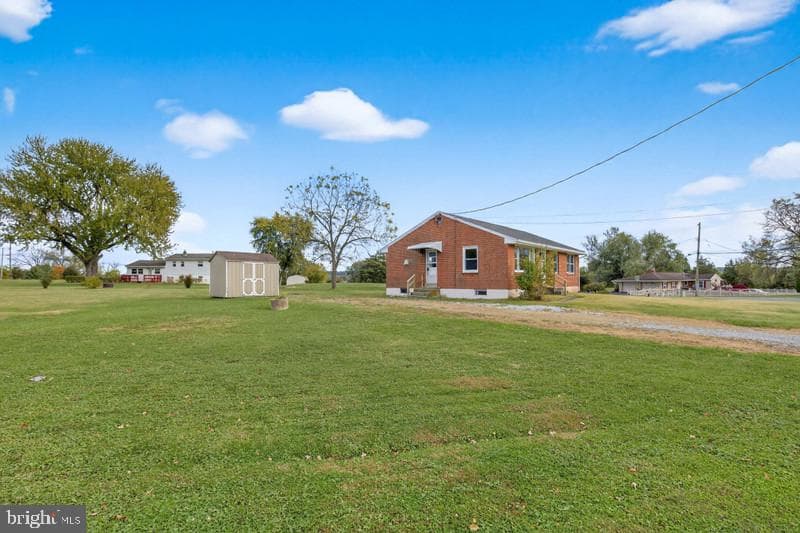158 Garden Avenue photo 3