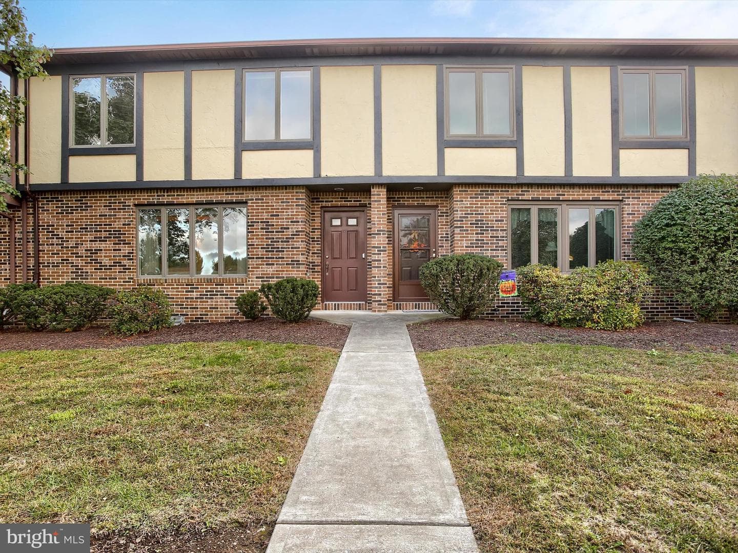 3877 N Sarayo Circle