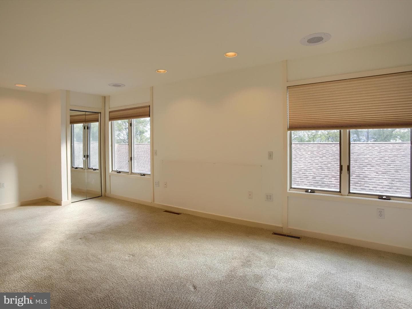 3877 N Sarayo Circle photo 15