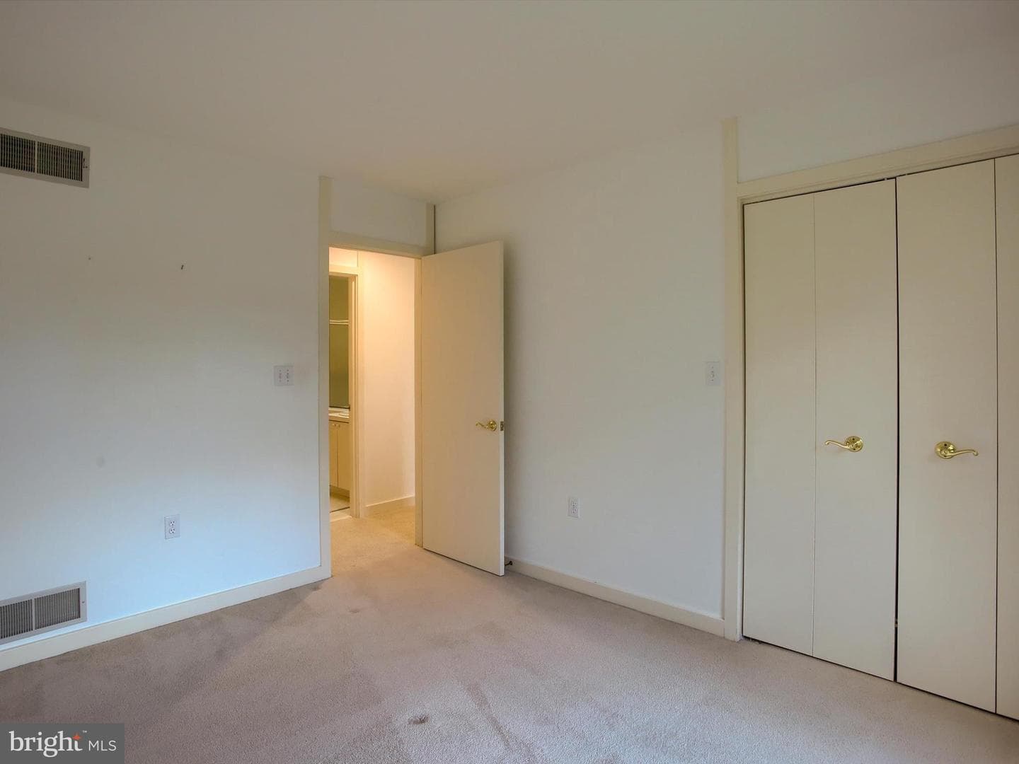 3877 N Sarayo Circle photo 21