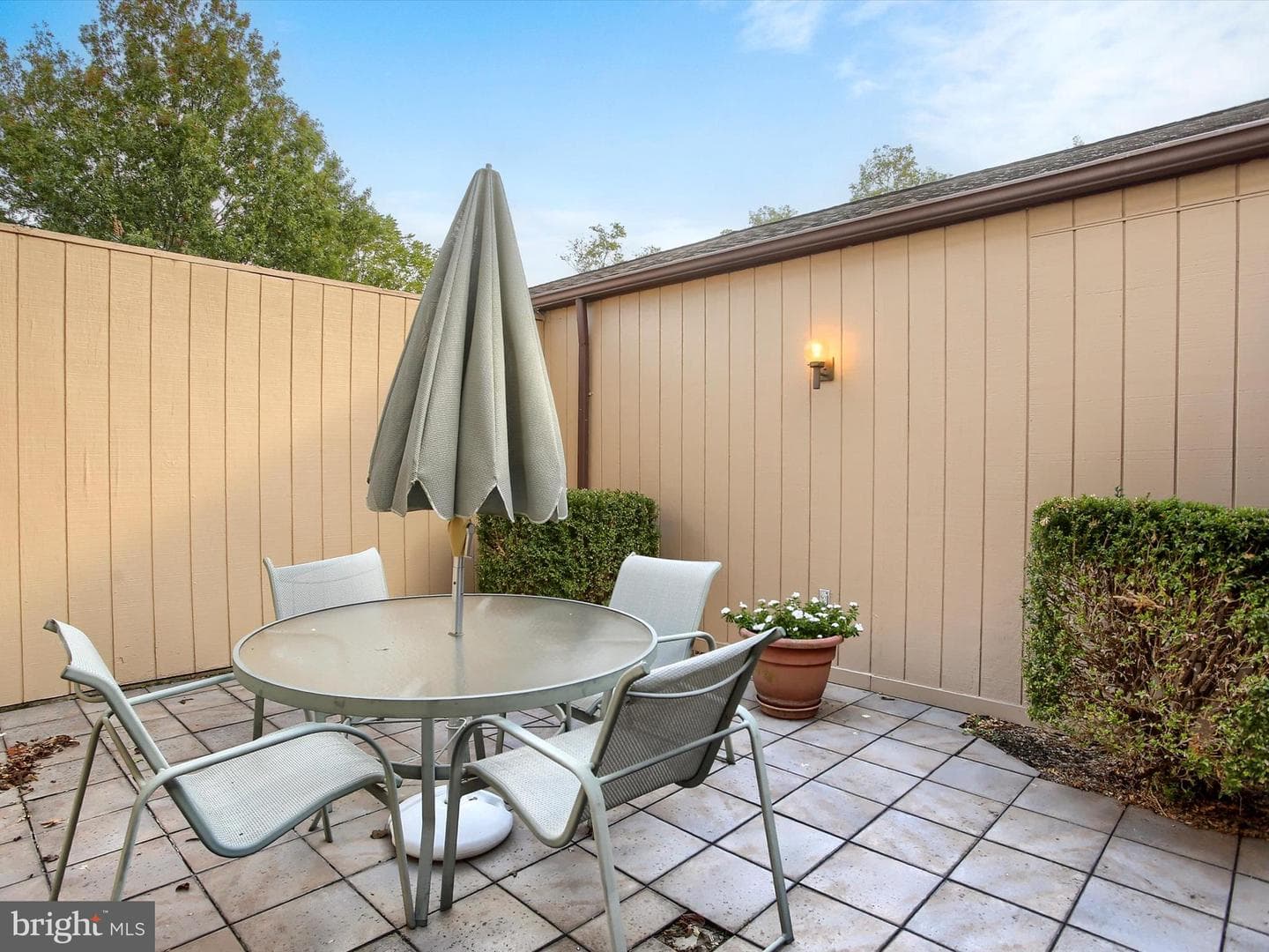 3877 N Sarayo Circle photo 26