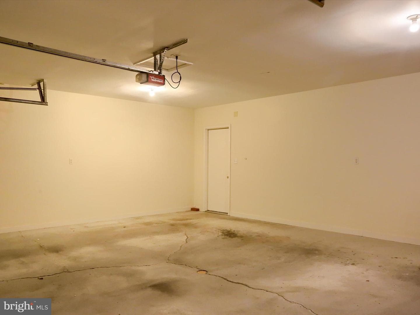 3877 N Sarayo Circle photo 37