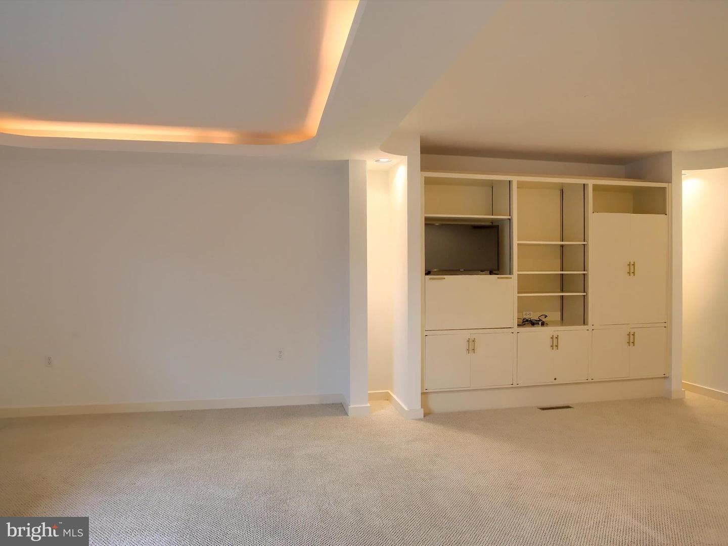 3877 N Sarayo Circle photo 5