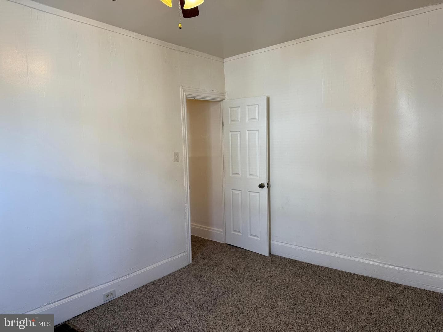 1351 Howard Street photo 24