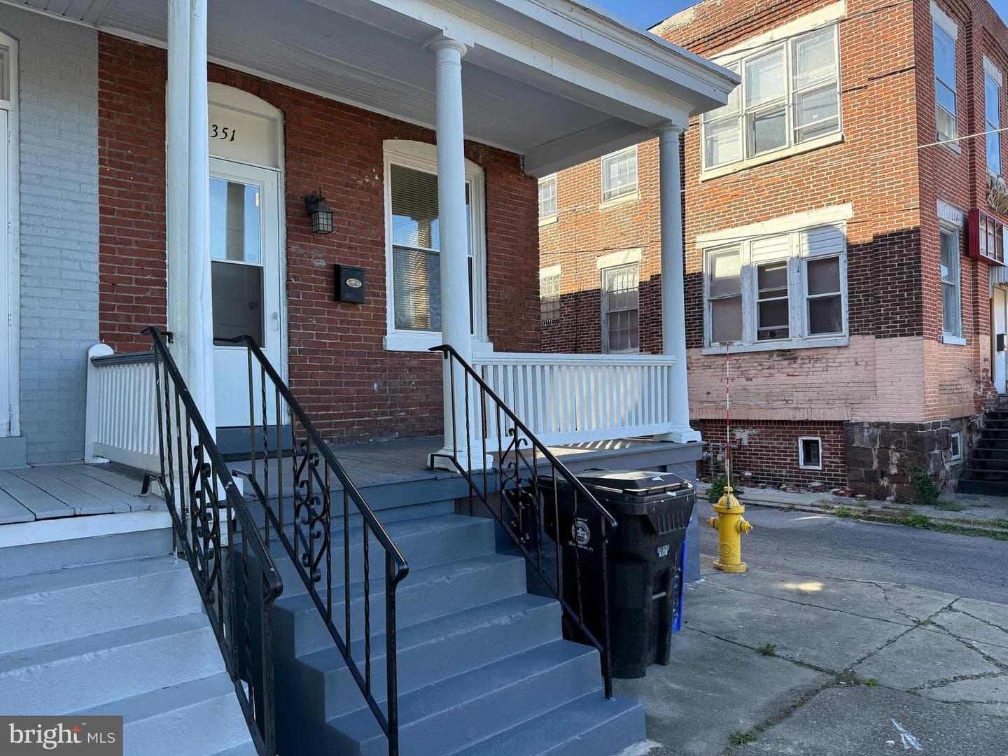 1351 Howard Street photo 4