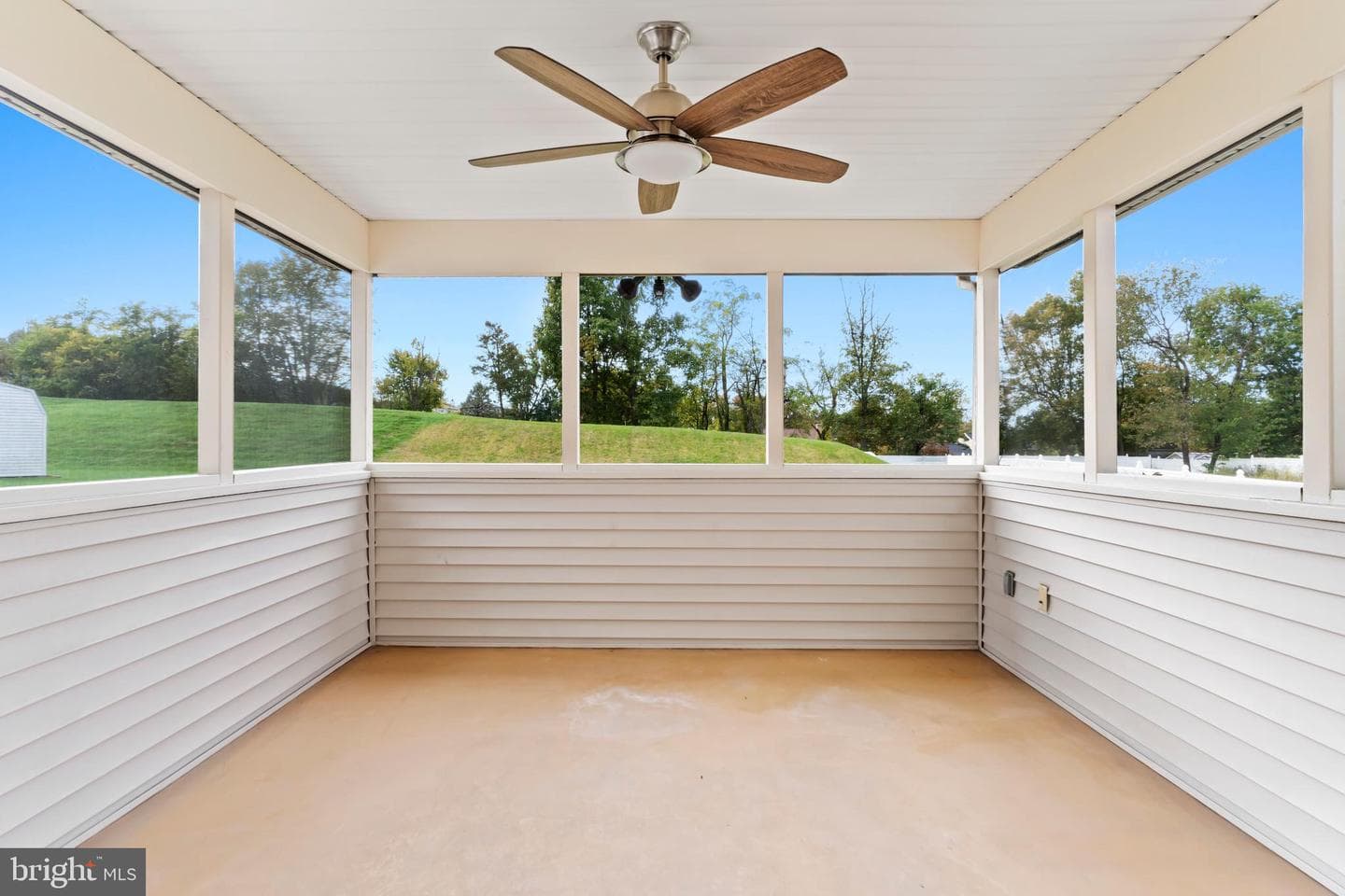 730 Harvest Drive photo 41
