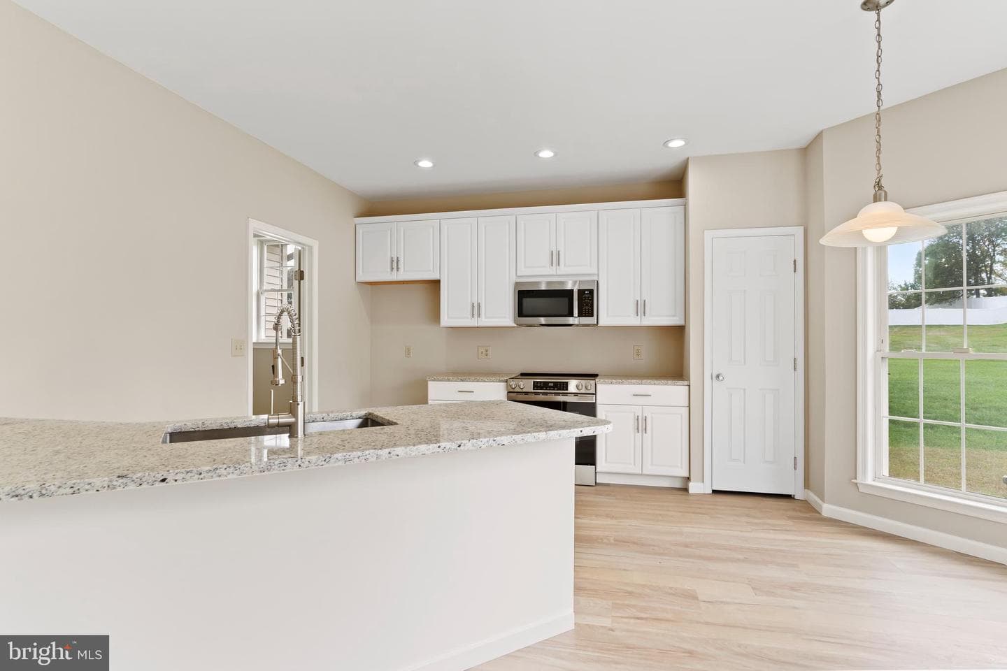 730 Harvest Drive photo 5