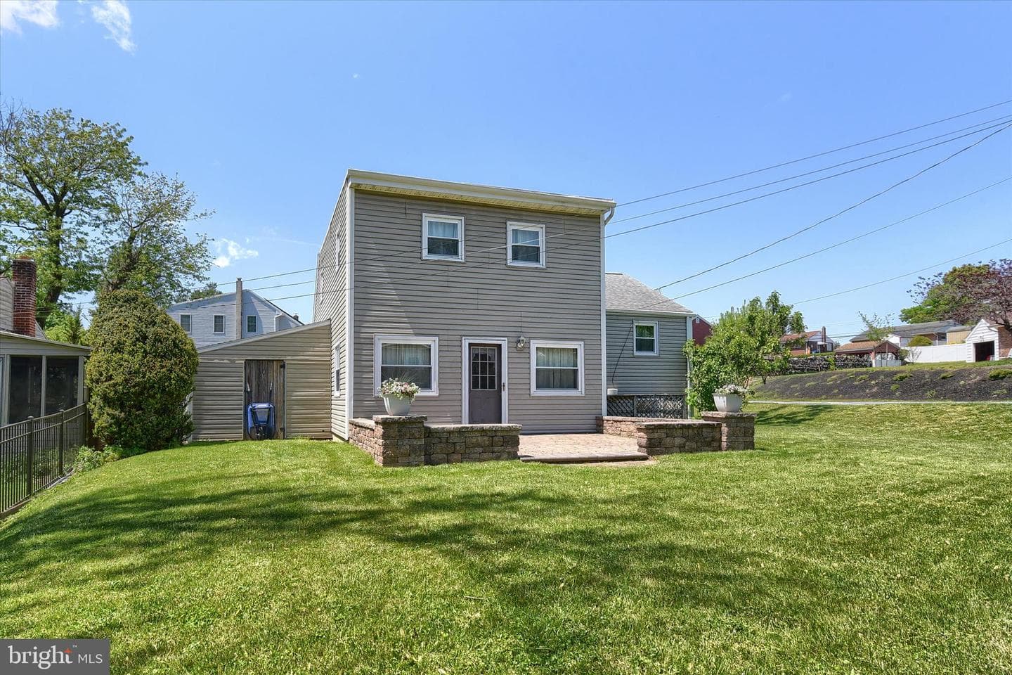 139 Hollywood Drive photo 39