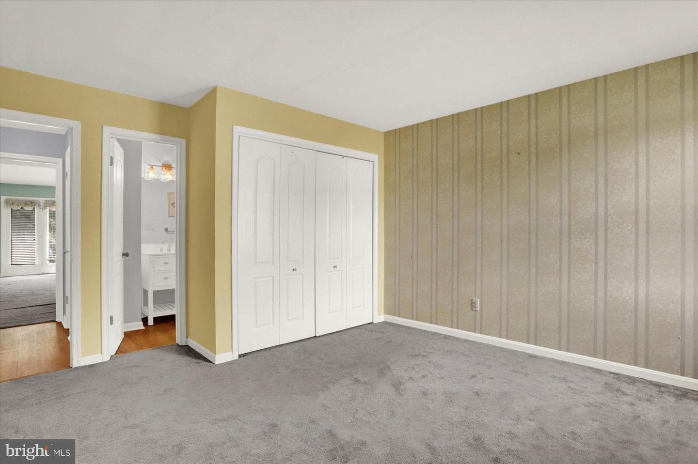 1068 Country Hill Drive photo 11