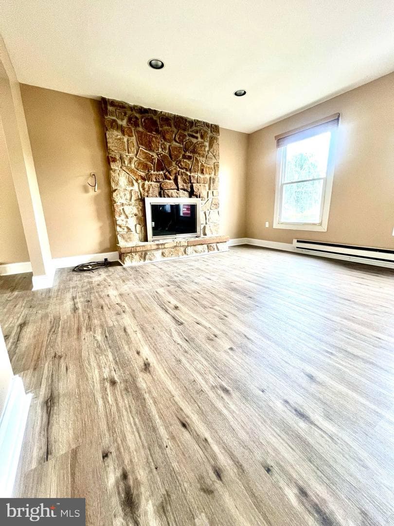 2040 Chevy Chase Drive photo 10