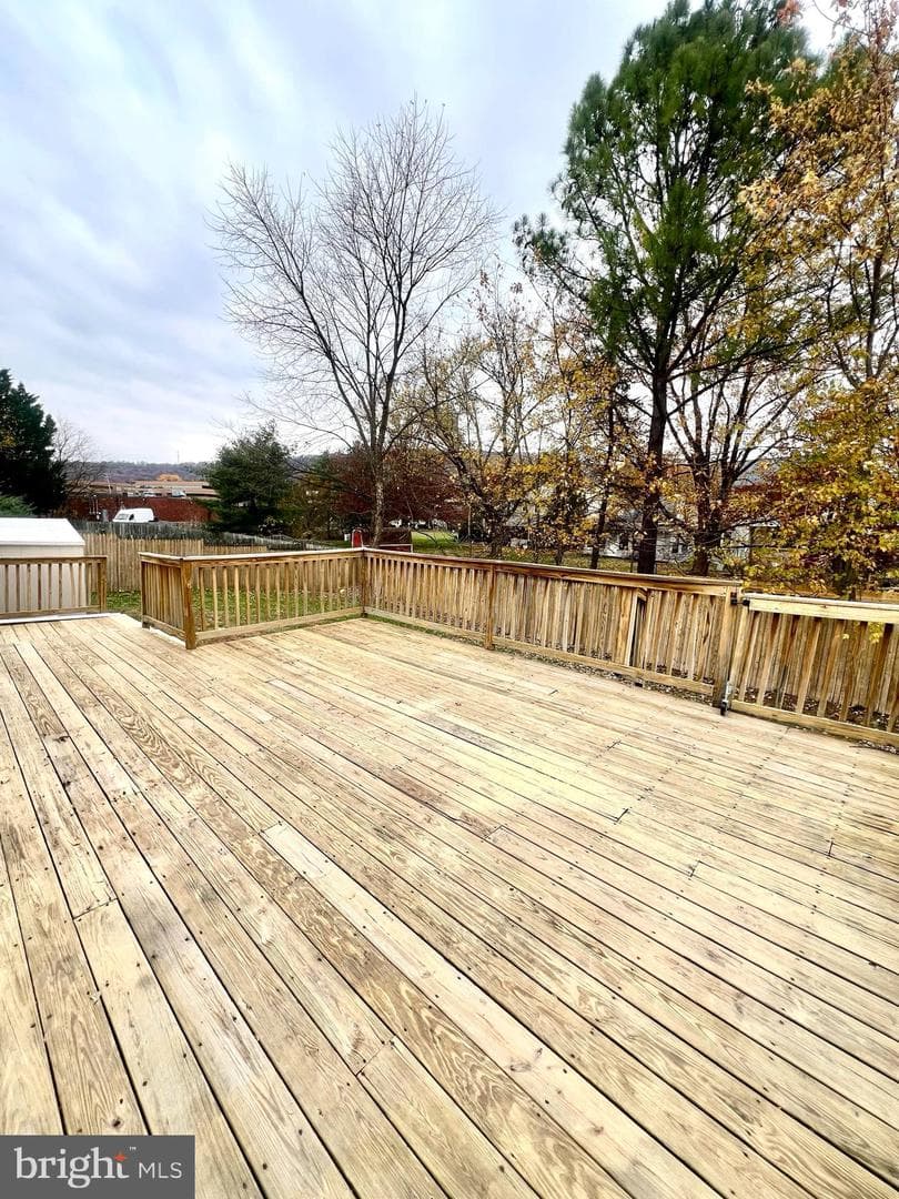 2040 Chevy Chase Drive photo 37