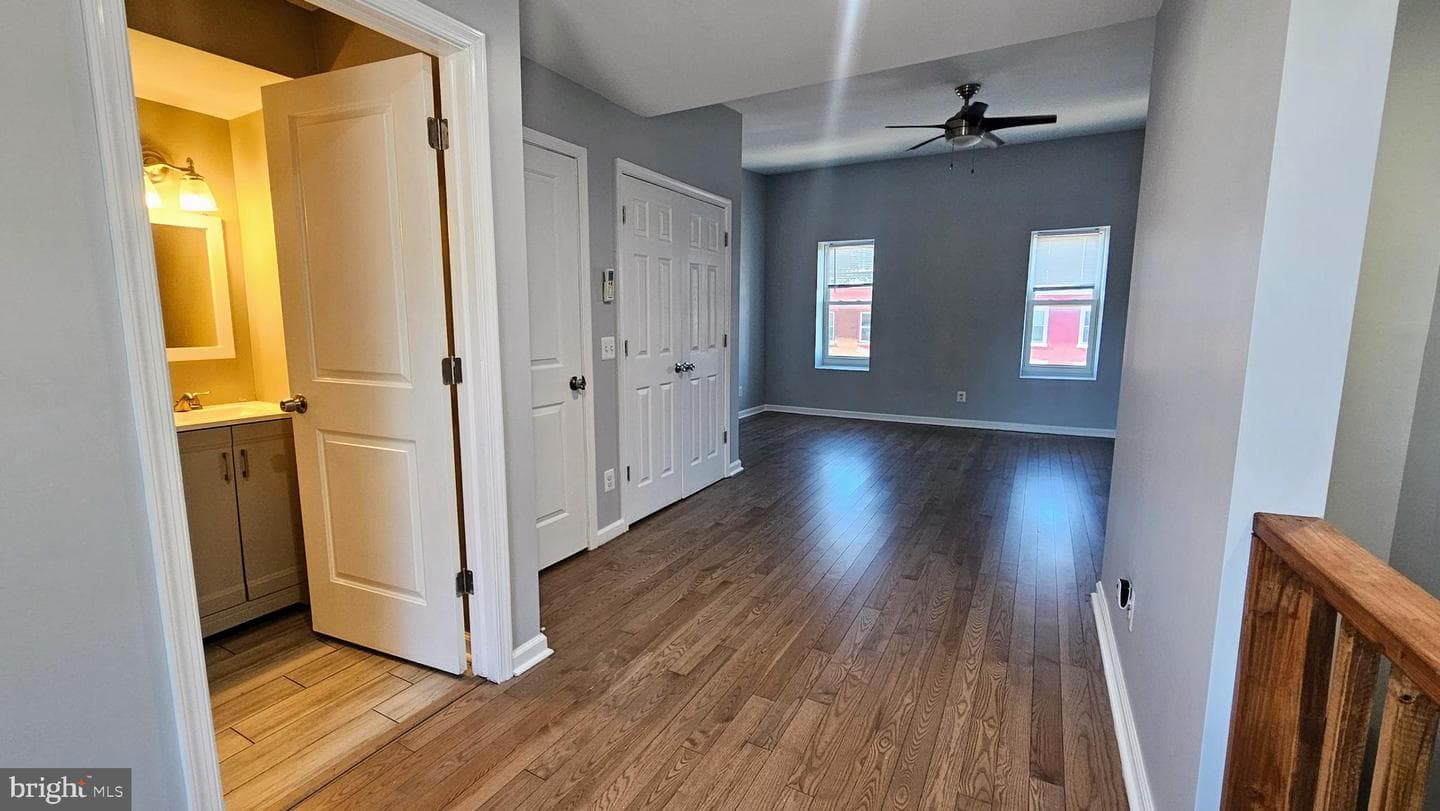 343 Crescent Street photo 12