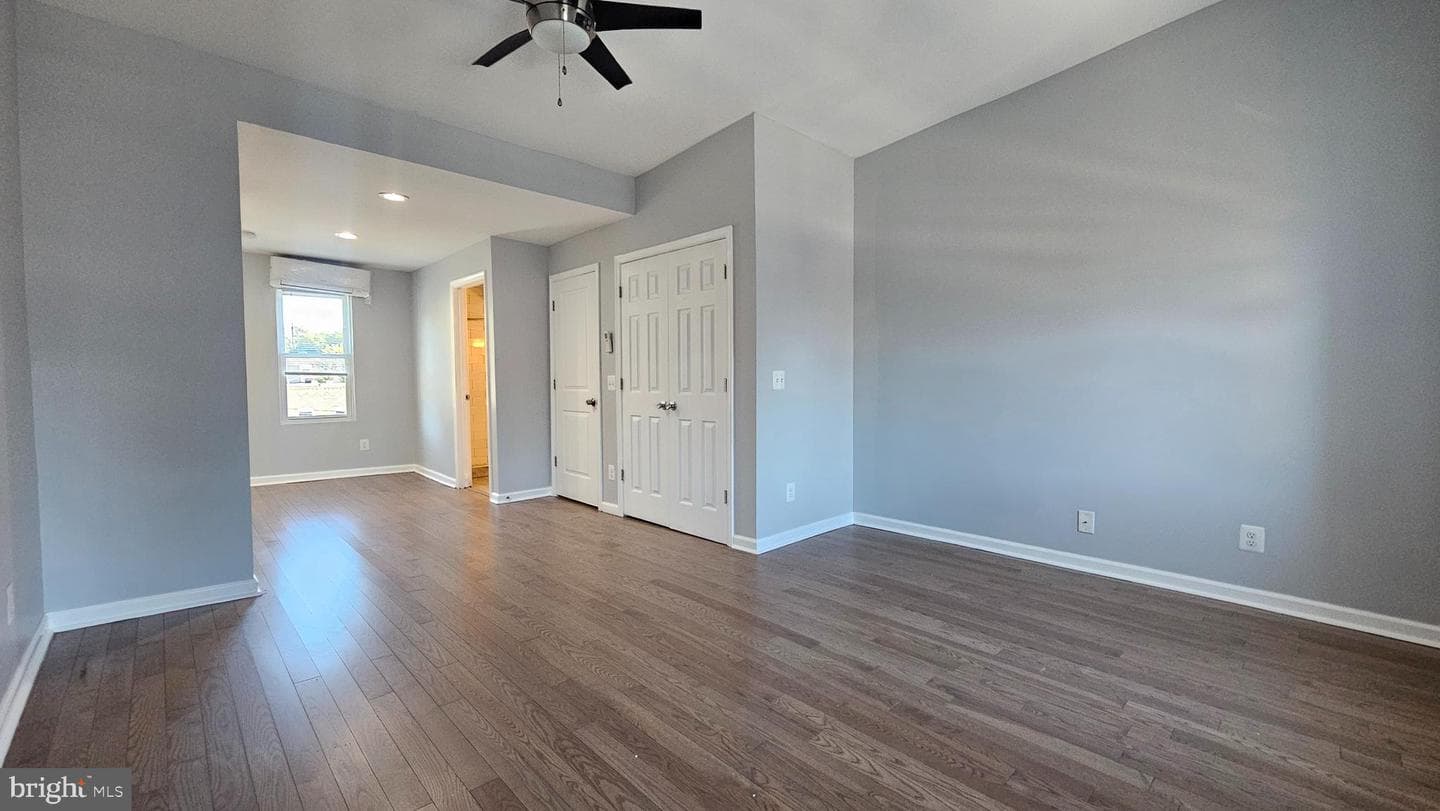 343 Crescent Street photo 13