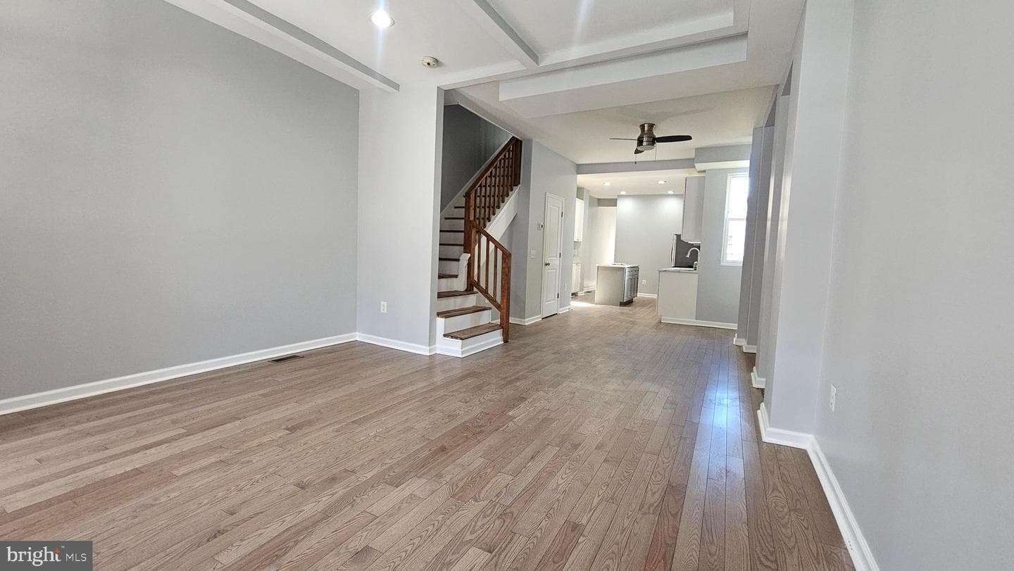 343 Crescent Street photo 5