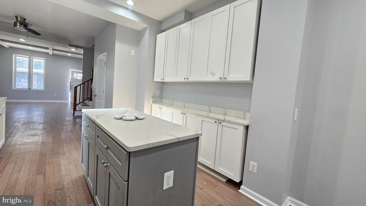 343 Crescent Street photo 8