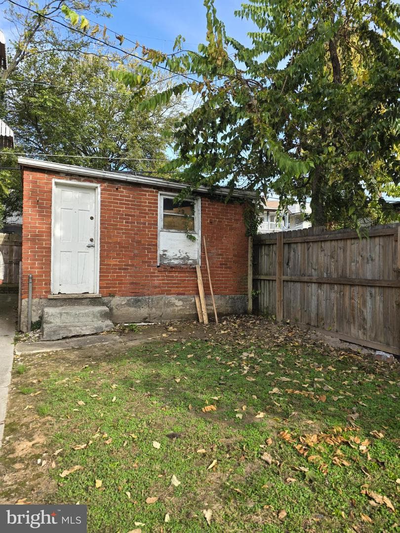 1828 State Street photo 22