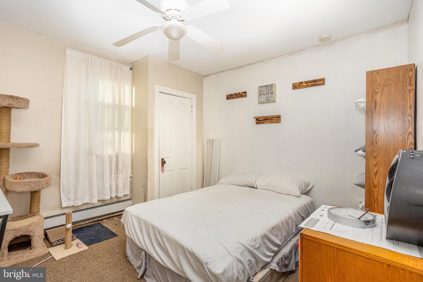 2027 Derry Street photo 11