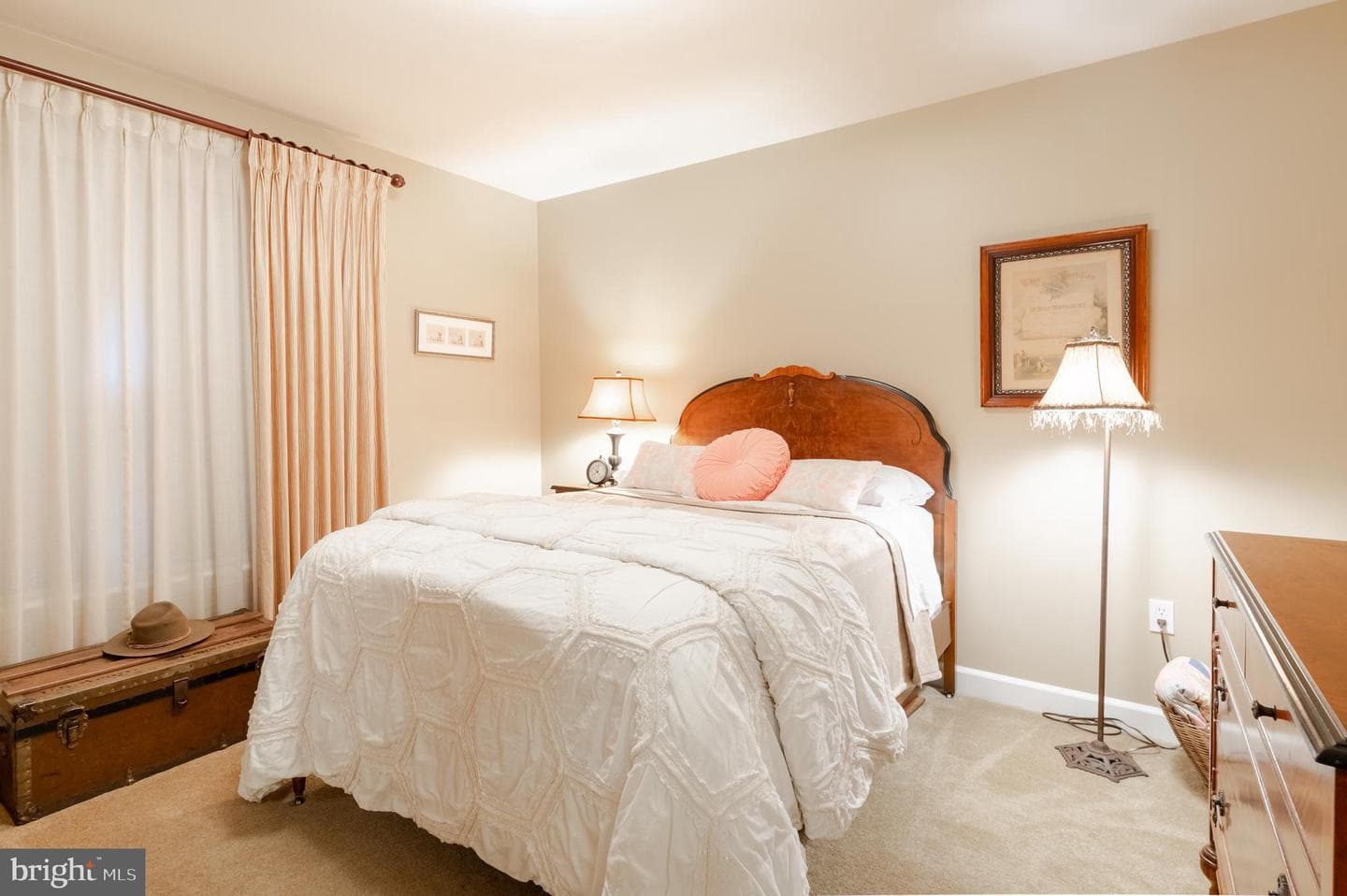 5785 Catherine Street photo 14