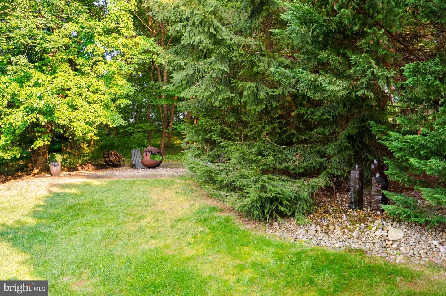 5785 Catherine Street photo 25