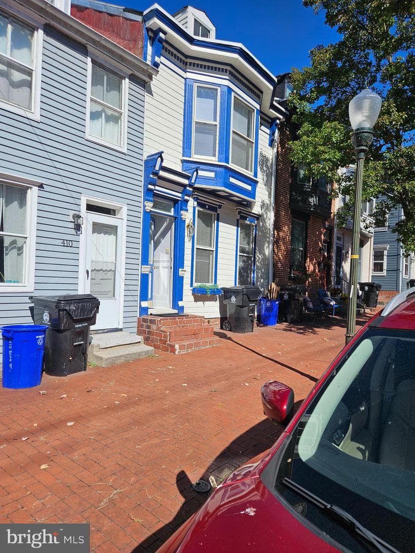 412 Boas Street photo 1