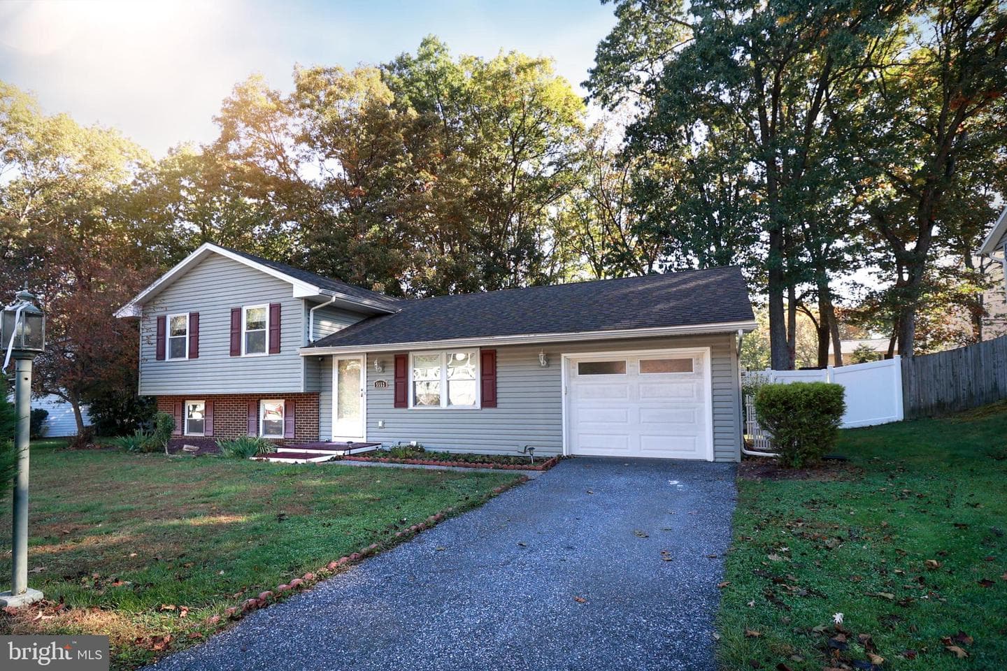 5553 Edsel Street photo 3