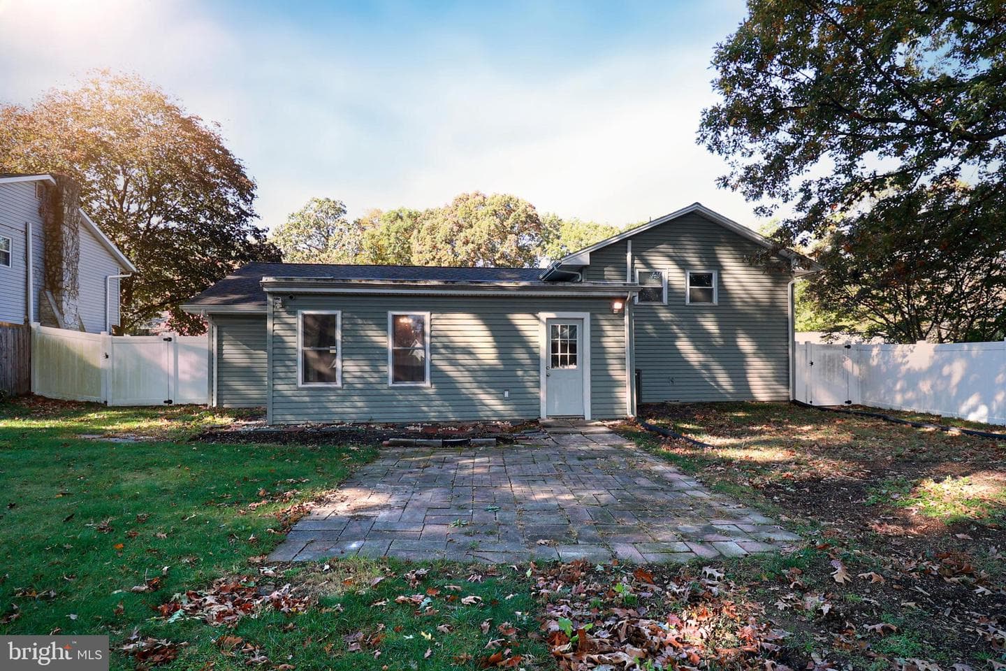 5553 Edsel Street photo 35