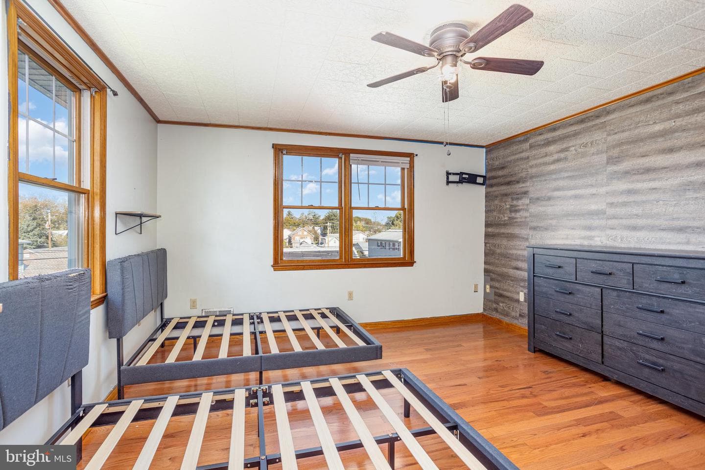2813 Butler Street photo 20