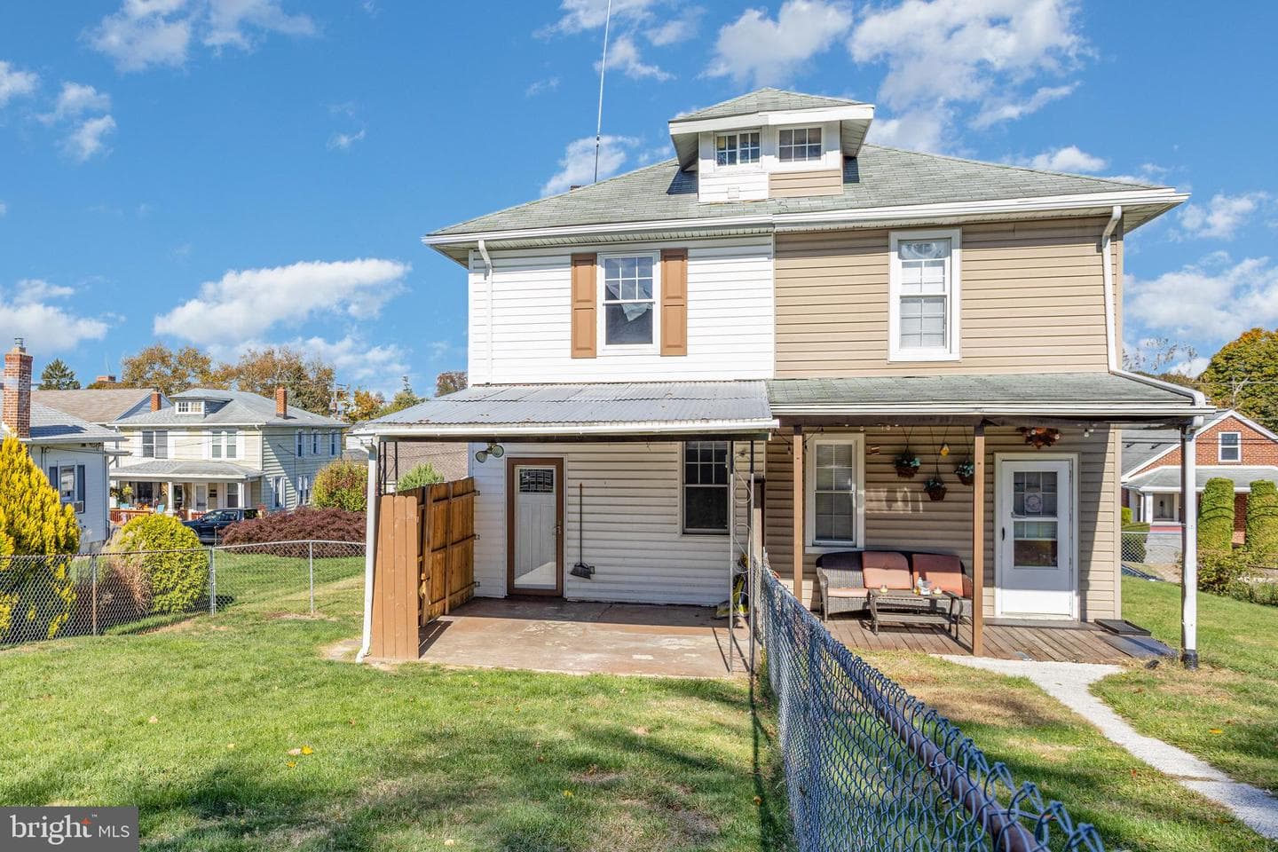 2813 Butler Street photo 33