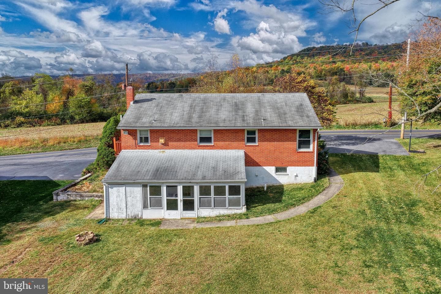 231 Denison Drive photo 17