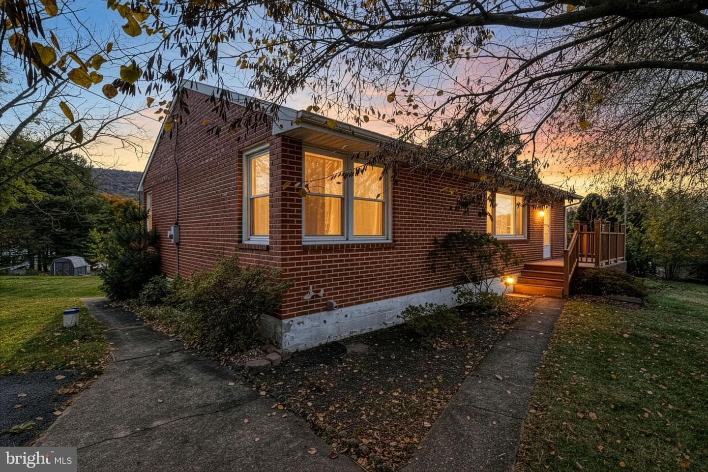 231 Denison Drive photo 25