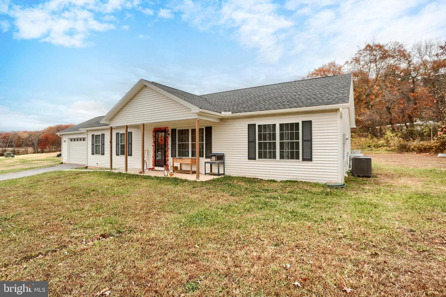 405 Small Valley Road photo 3