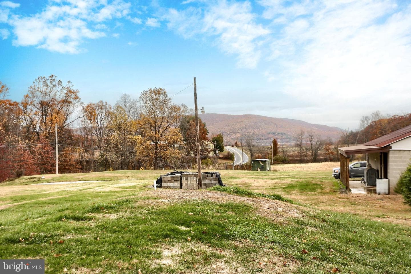 405 Small Valley Road photo 36