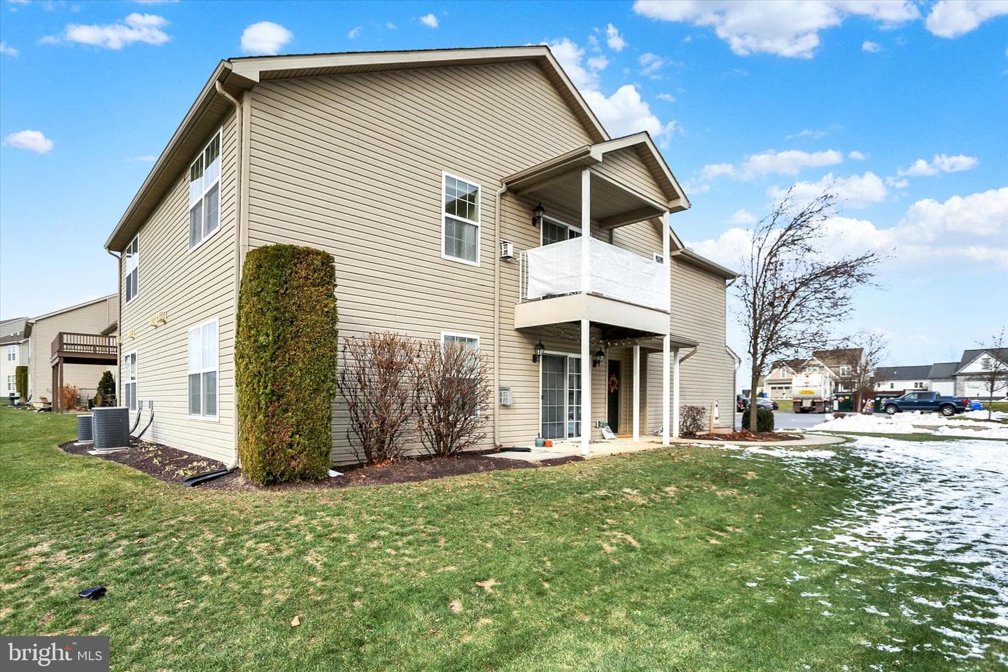 287 Thrush Drive photo 33