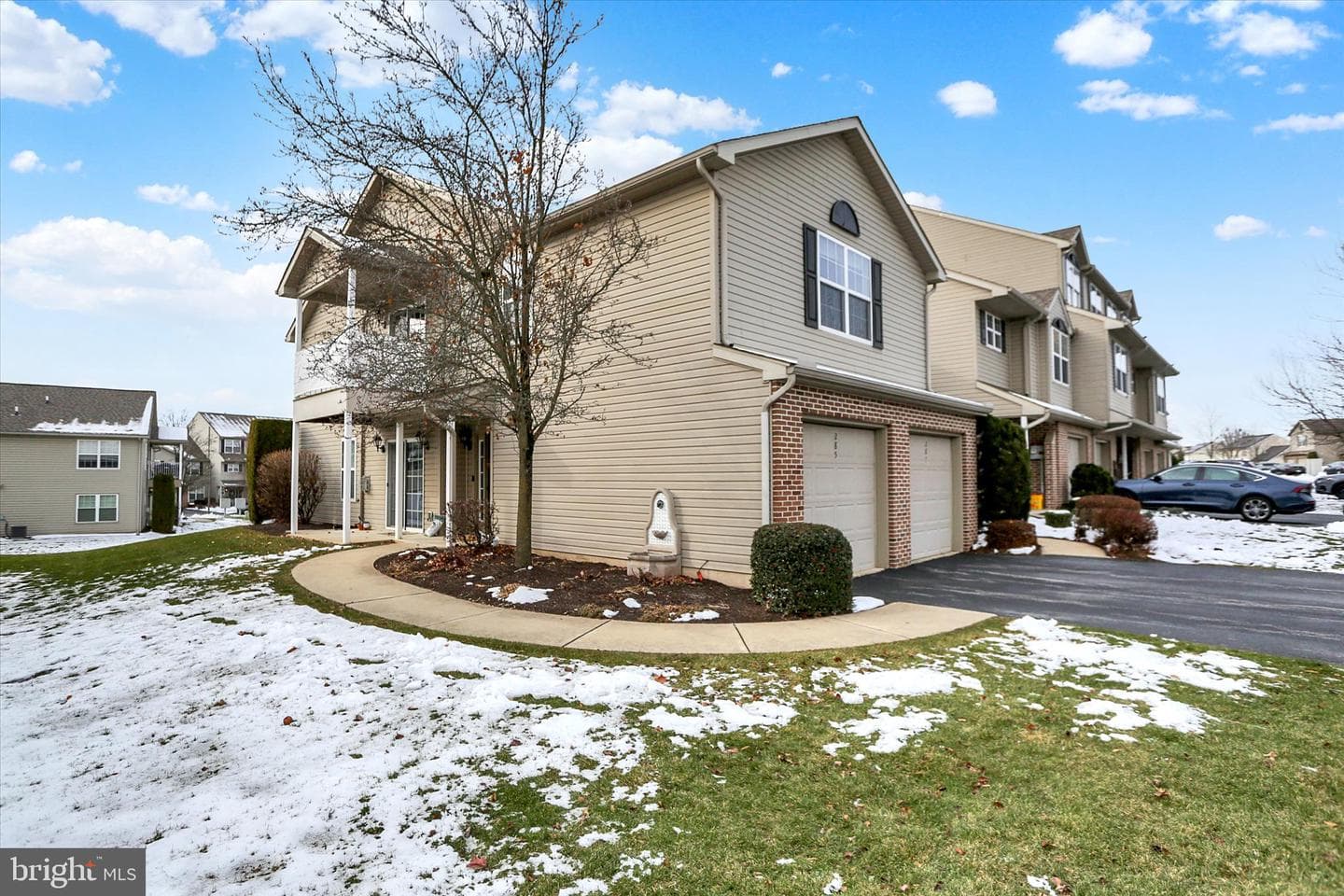287 Thrush Drive photo 4