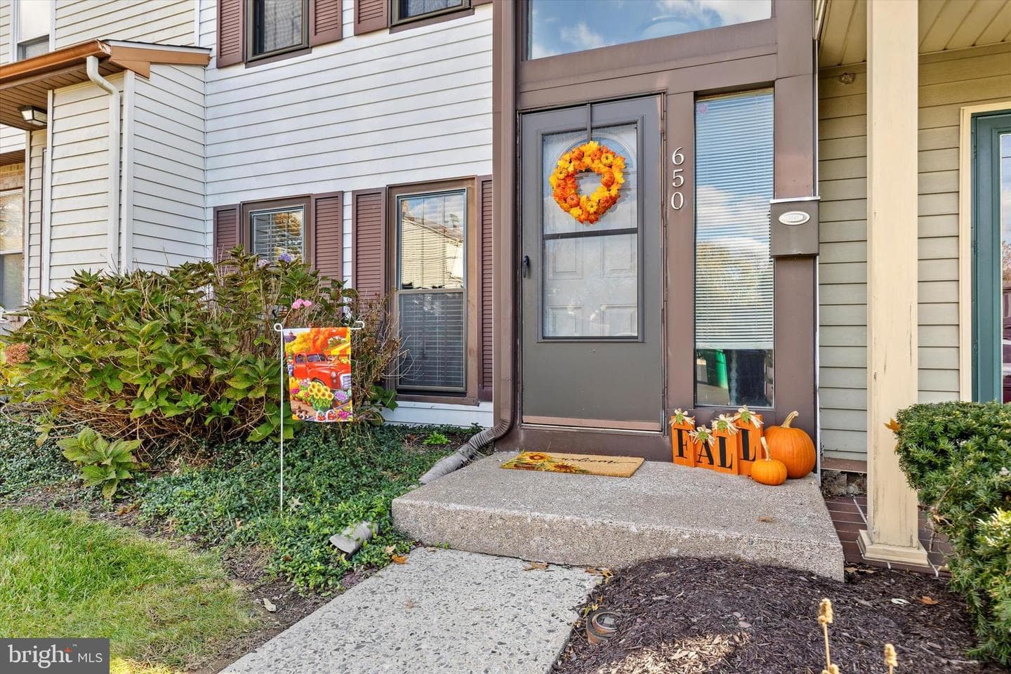 650 Lopax Road photo 2