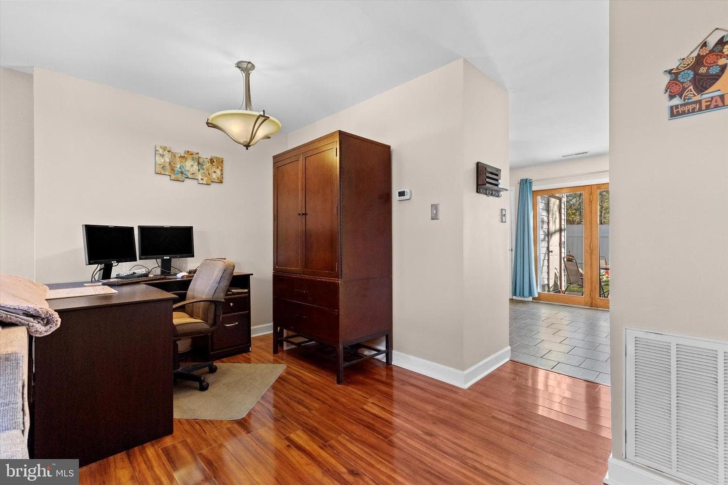 650 Lopax Road photo 6