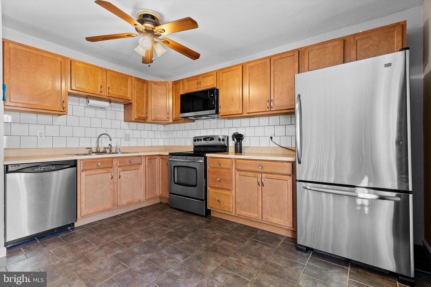 650 Lopax Road photo 8