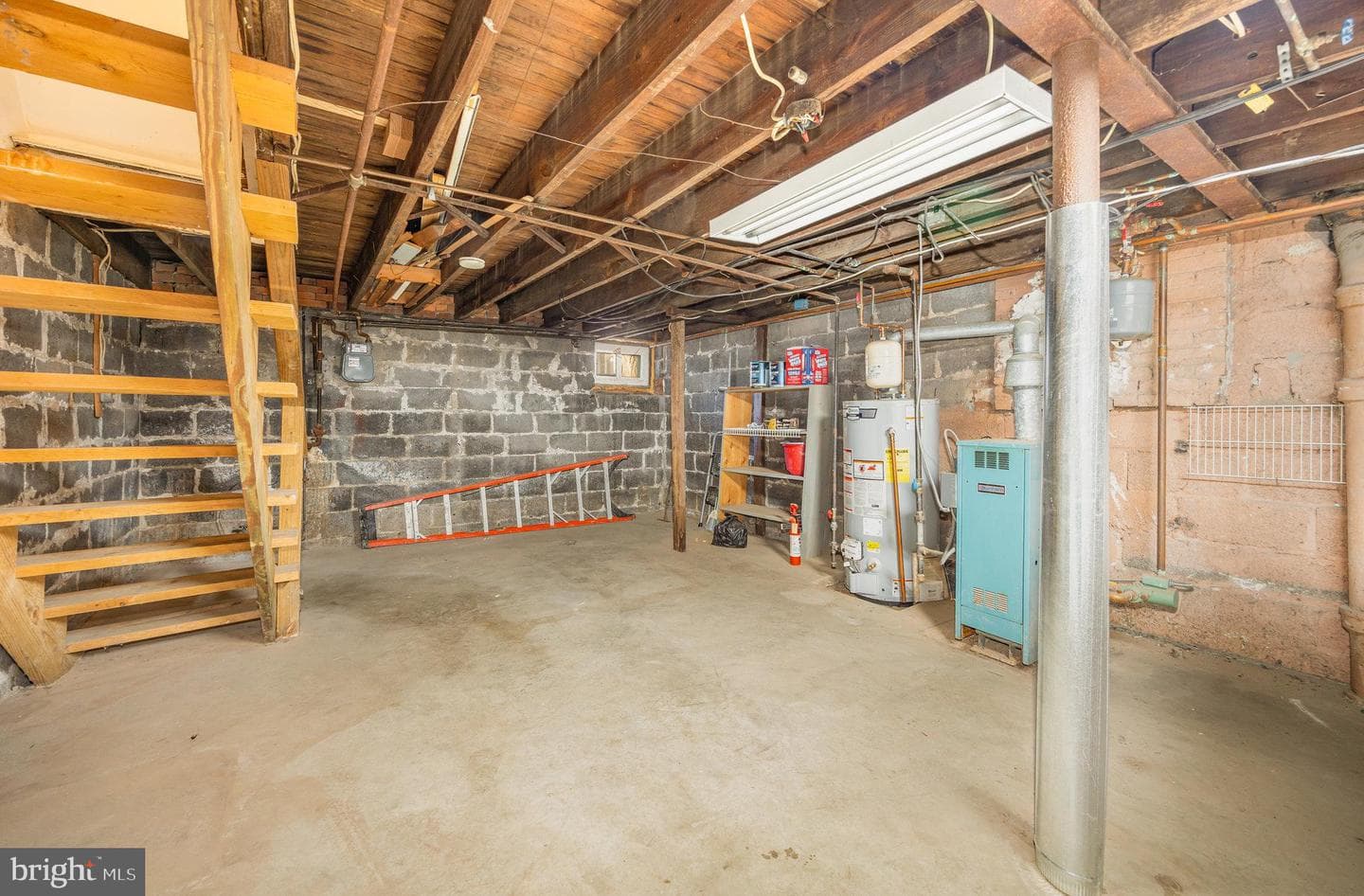 2447 Penn Street photo 18