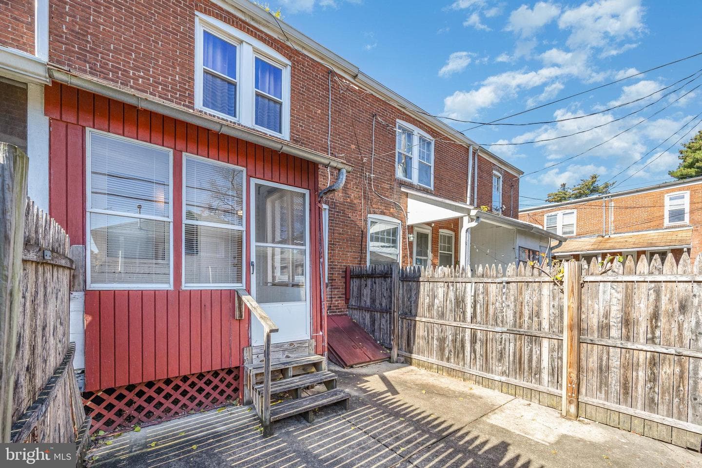 2447 Penn Street photo 21