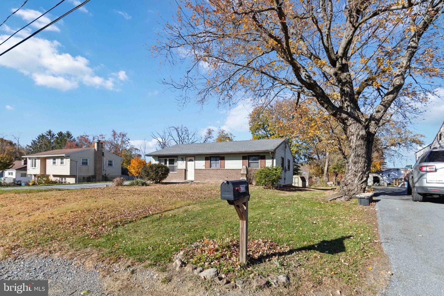 6216 Blue Grass Avenue photo 2