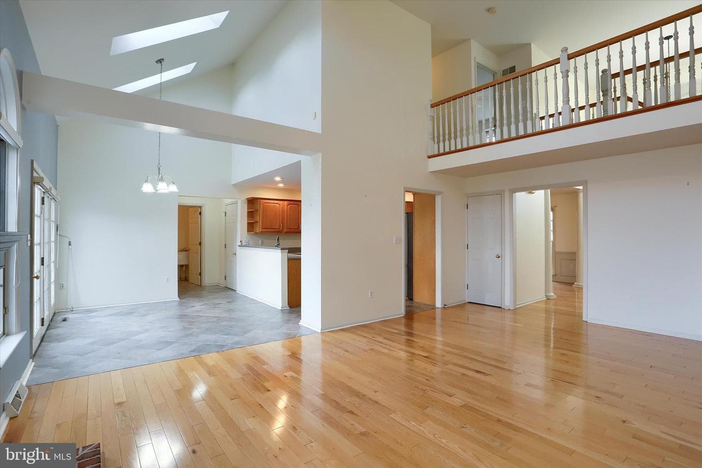 1195 Cherrington Lane photo 14