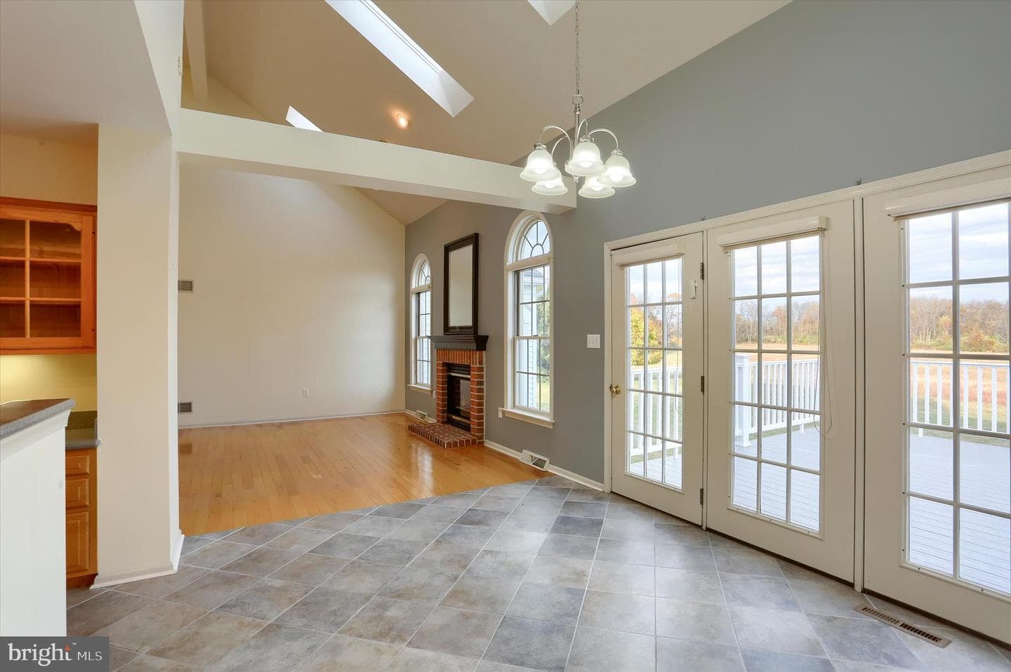 1195 Cherrington Lane photo 16
