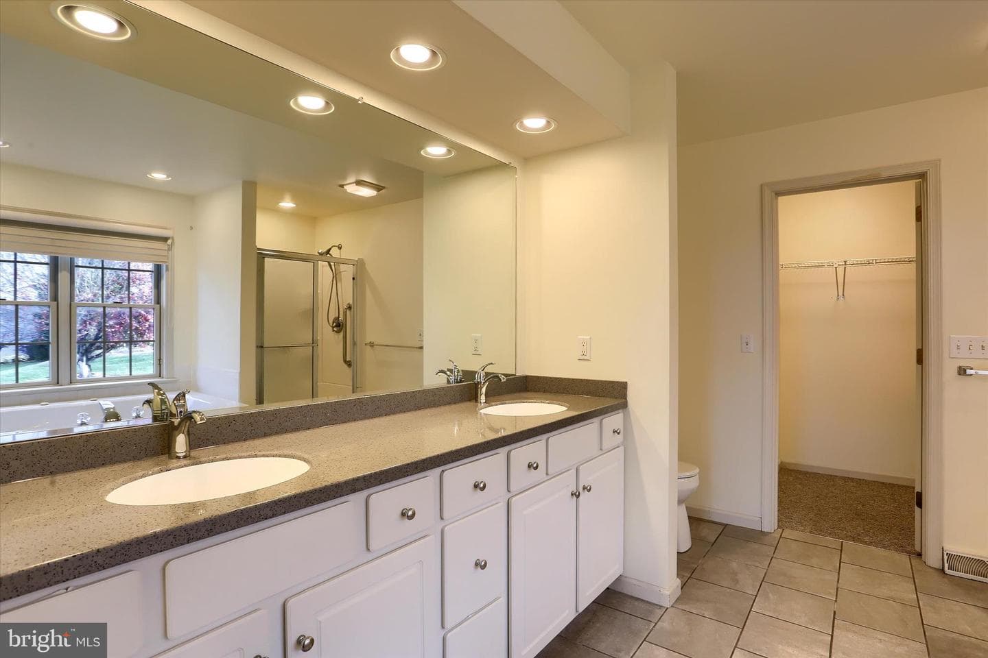 1195 Cherrington Lane photo 21