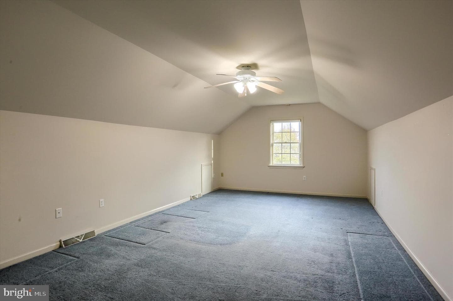 1195 Cherrington Lane photo 33