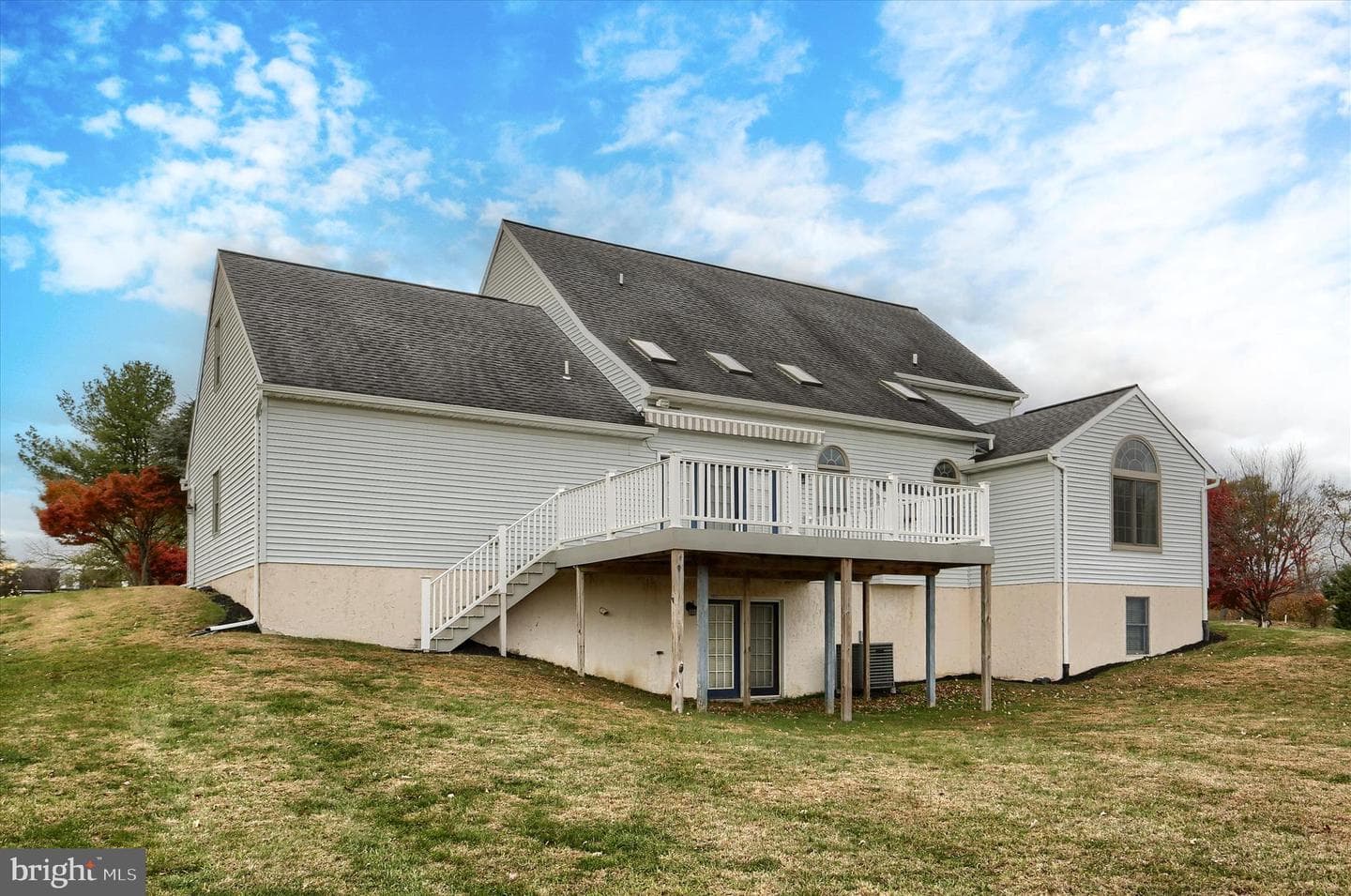 1195 Cherrington Lane photo 41